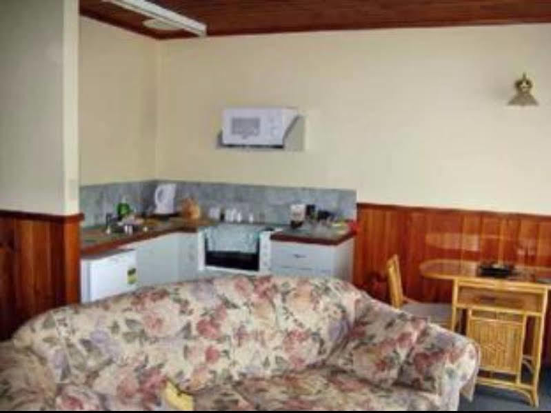 Kitty'S Cottages - Managed By Big4 Strahan Holiday Retreat ภายนอก รูปภาพ